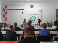 Сегодня в нашей школе активисты объединения РДШ провели Классную встречу с Россиевой Екатерины Николаевной